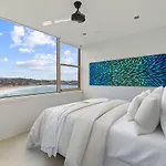 Sparkling Bondi Views